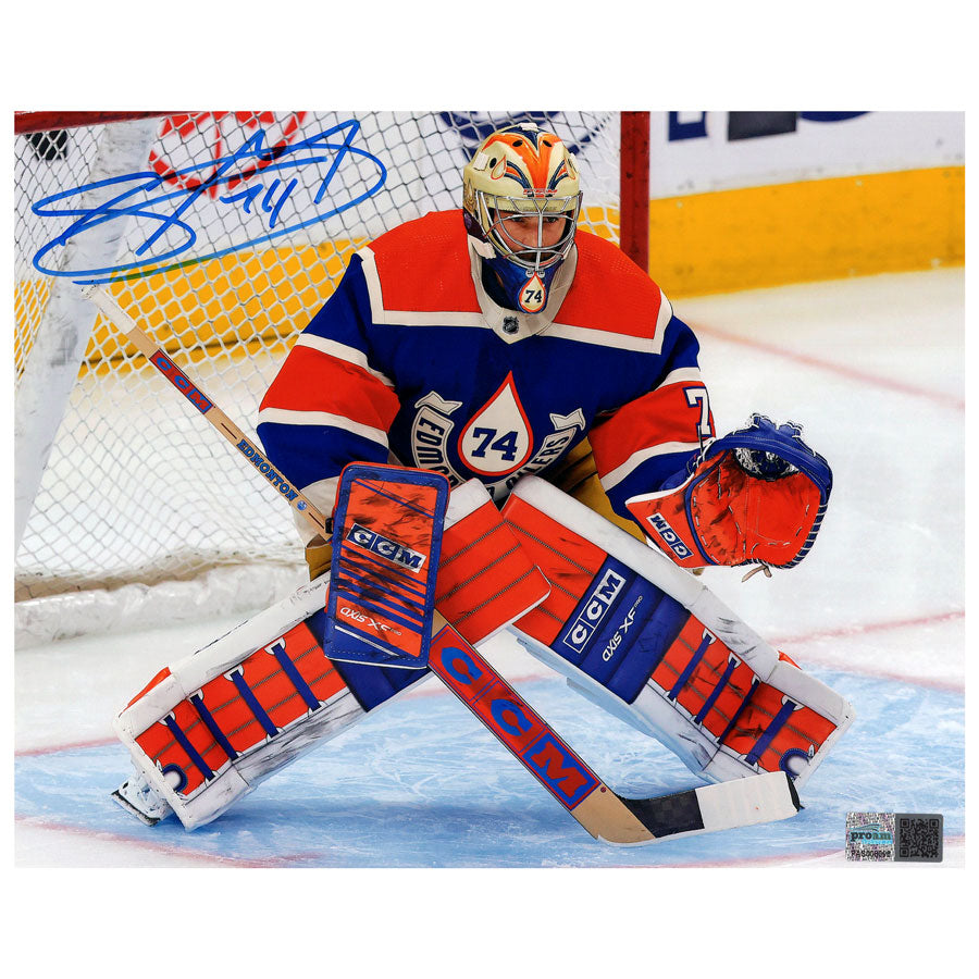 Stuart Skinner Signed Edmonton Oilers Heritage Classic - Action - 8x10 Photo