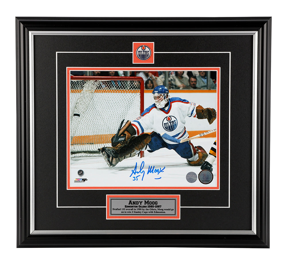 Andy Moog Edmonton Oilers Signed Home White Action Kick Save 8x10 Photo