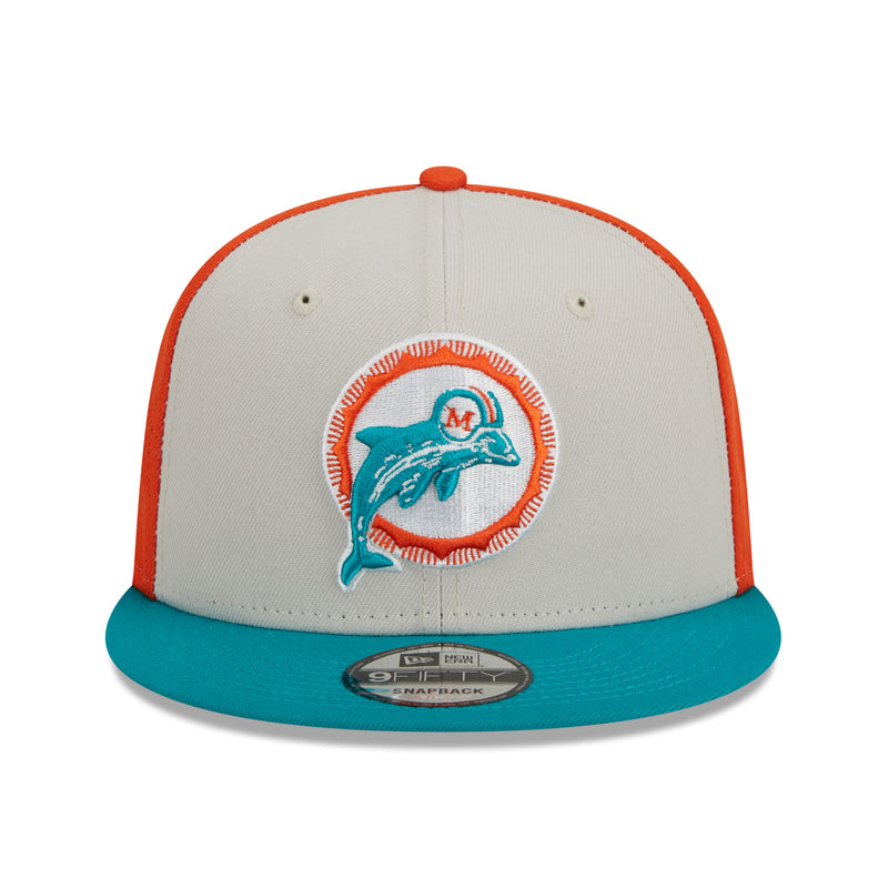 Miami Dolphins New Era 2023 Sideline Historic 9FIFTY Snapback Hat