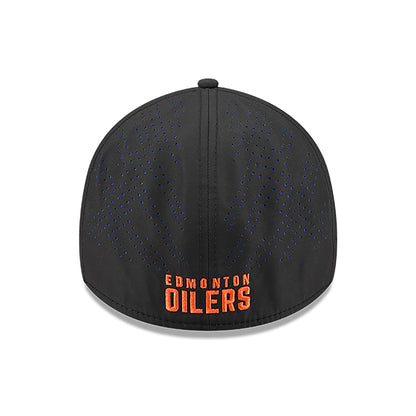 Edmonton Oilers New Era Black Night 39THIRTY Flex Hat