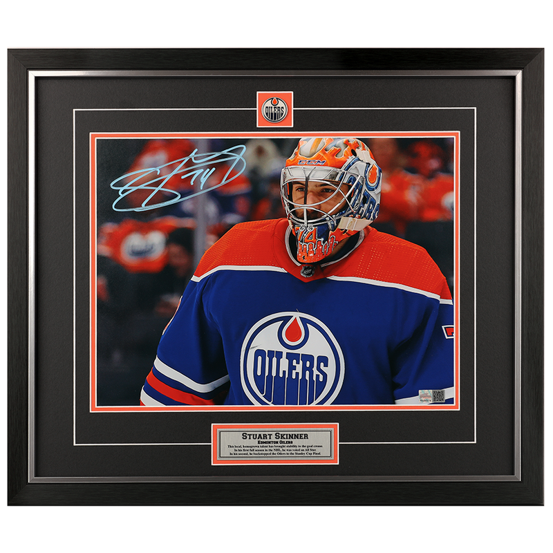 Stuart Skinner Signed Edmonton Oilers Home - Mask Closeup - 11x14 Framed Photo