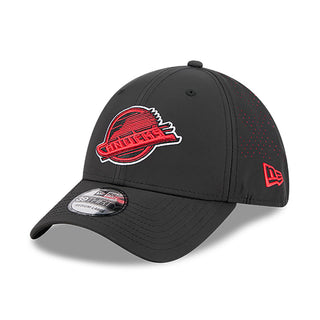 Vancouver Canucks New Era Black Night 39THIRTY Flex Hat