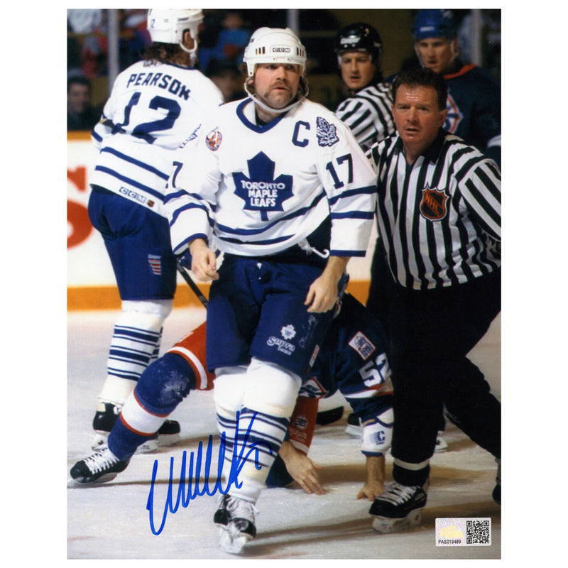 Wendel Clark Signed Toronto Maple Leafs Post Fight Action 8x10 Photo