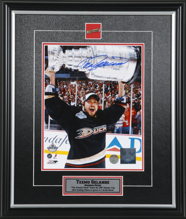 Teemu Selanne Anaheim Ducks Autographed 8x10 Photo