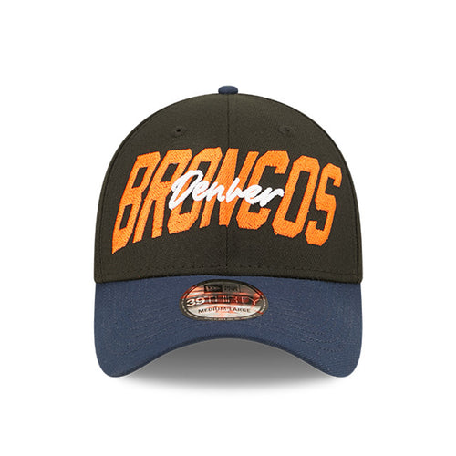 Front view of  2022 Denver Broncos NFL Draft cap from New Era. Design features embroidered team name on front panels; body of cap is constructed in black with contrasting team colour brim and embroidery.