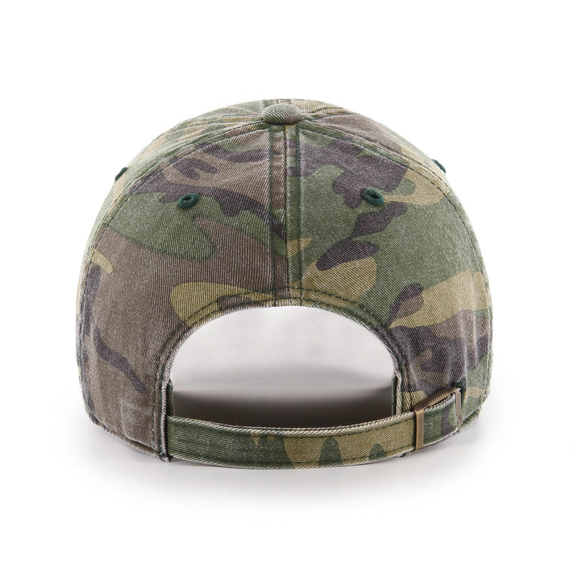 Back view of theNew York Yankees Camo '47 Clean Up Cap, constructed in camo print twill with self-fabric strap and brass buckle for adjustment. 