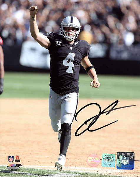 Derek Carr Oakland Raiders Autographed 8x10 Photo