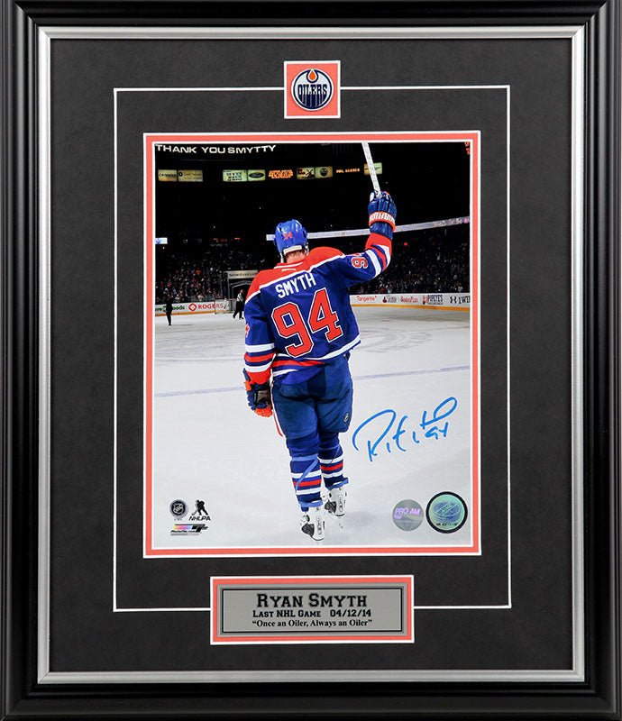 Custom framed signed image of Ryan Smyth skating away during last game for the Edmonton Oilers