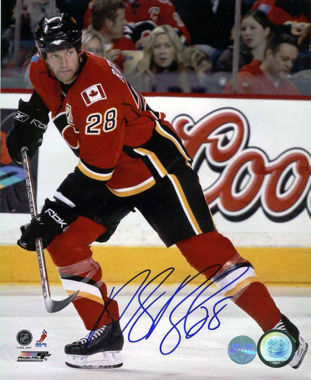Robyn Regehr Calgary Flames Autographed 8x10 Photo