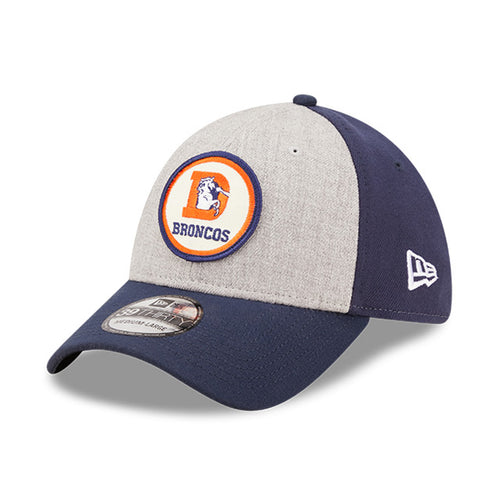 Denver Broncos 2022 Sideline Historic 39THIRTY Stretch Fit Hat