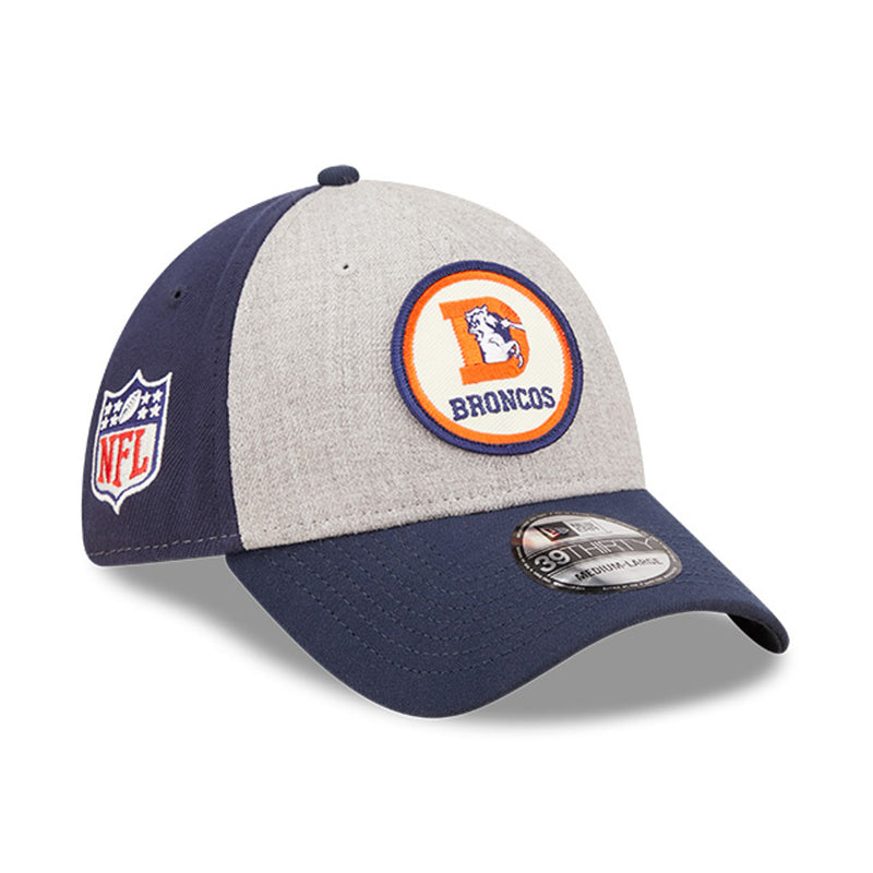 Denver Broncos 2022 Sideline Historic 39THIRTY Stretch Fit Hat