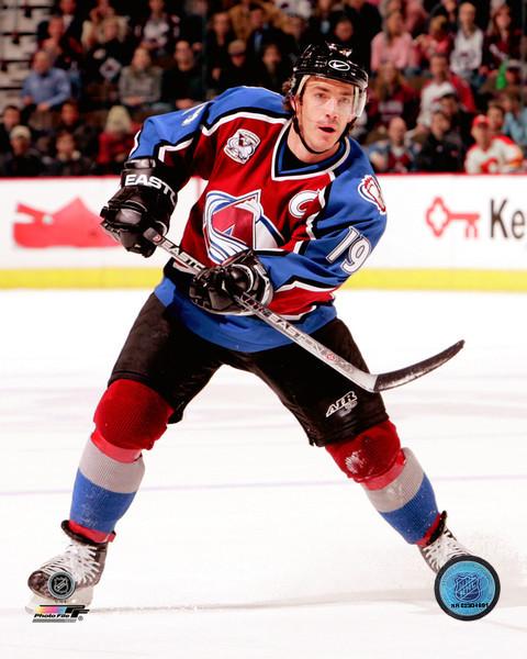 Joe Sakic Colorado Avalanche 8x10 Photograph