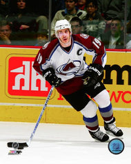 Joe Sakic Colorado Avalanche 8x10 Photograph