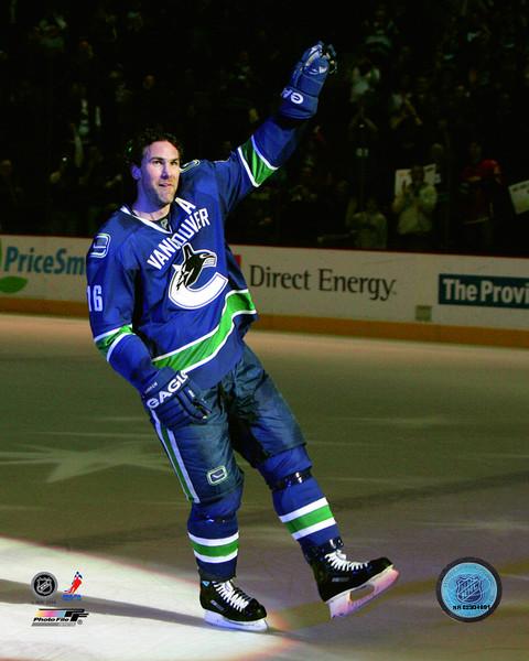 Trevor Linden Vancouver Canucks 11x14 Photograph