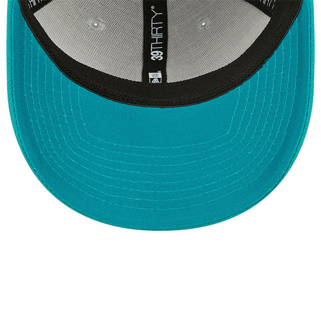 Miami Dolphins 2022 Sideline Historic 39THIRTY Stretch Fit Hat