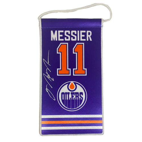 Mark Messier Edmonton Oilers signed mini banner with jersey number and logo. Banner is singed by Messier in silver ink. 