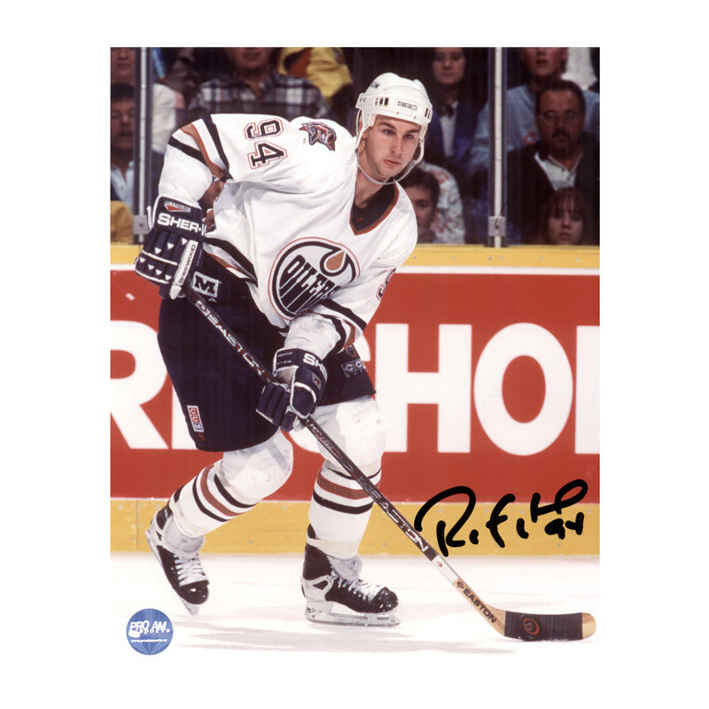 Ryan Smyth Edmonton Oilers Autographed "White Puck Carry" 8x10 Photo